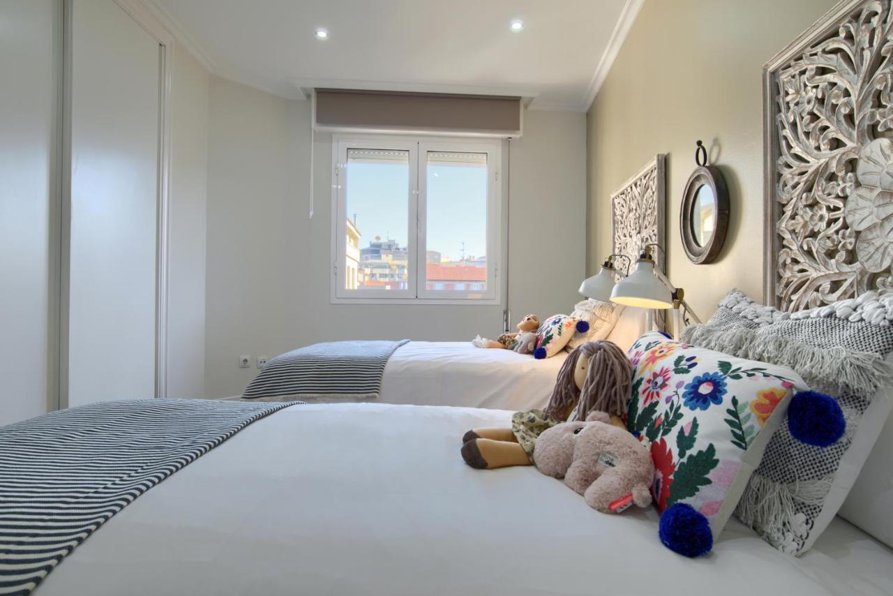 Apartamentos4U Tudela Centro - Parking Incluido Eksteriør billede
