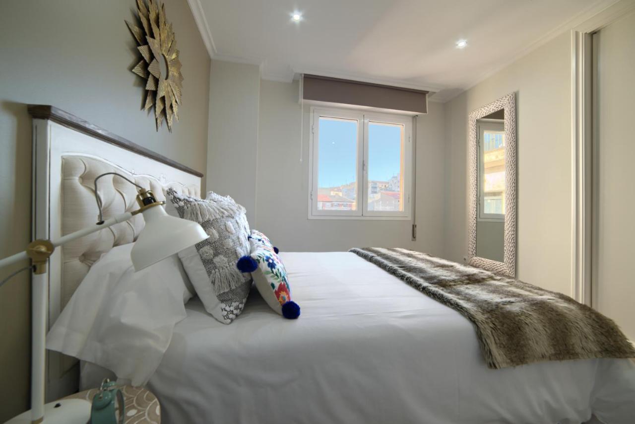 Apartamentos4U Tudela Centro - Parking Incluido Eksteriør billede