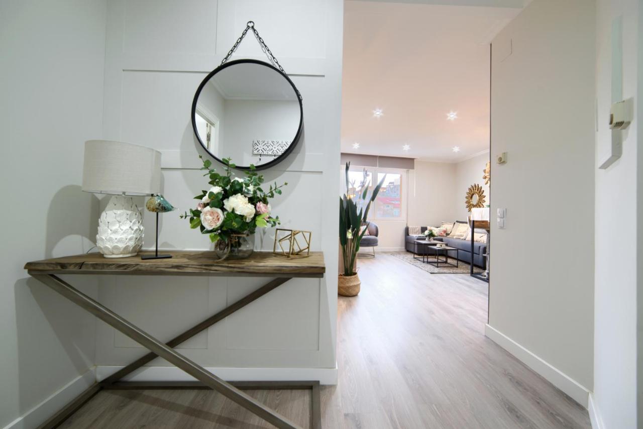Apartamentos4U Tudela Centro - Parking Incluido Eksteriør billede
