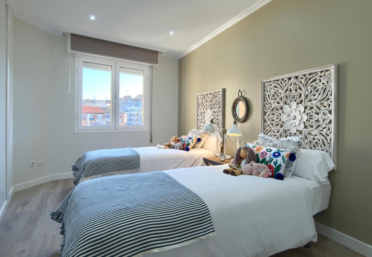 Apartamentos4U Tudela Centro - Parking Incluido Eksteriør billede